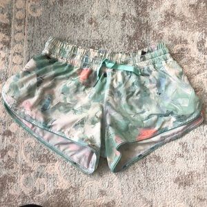 Lululemon Seek The Heat Short Blushed Illusion 6